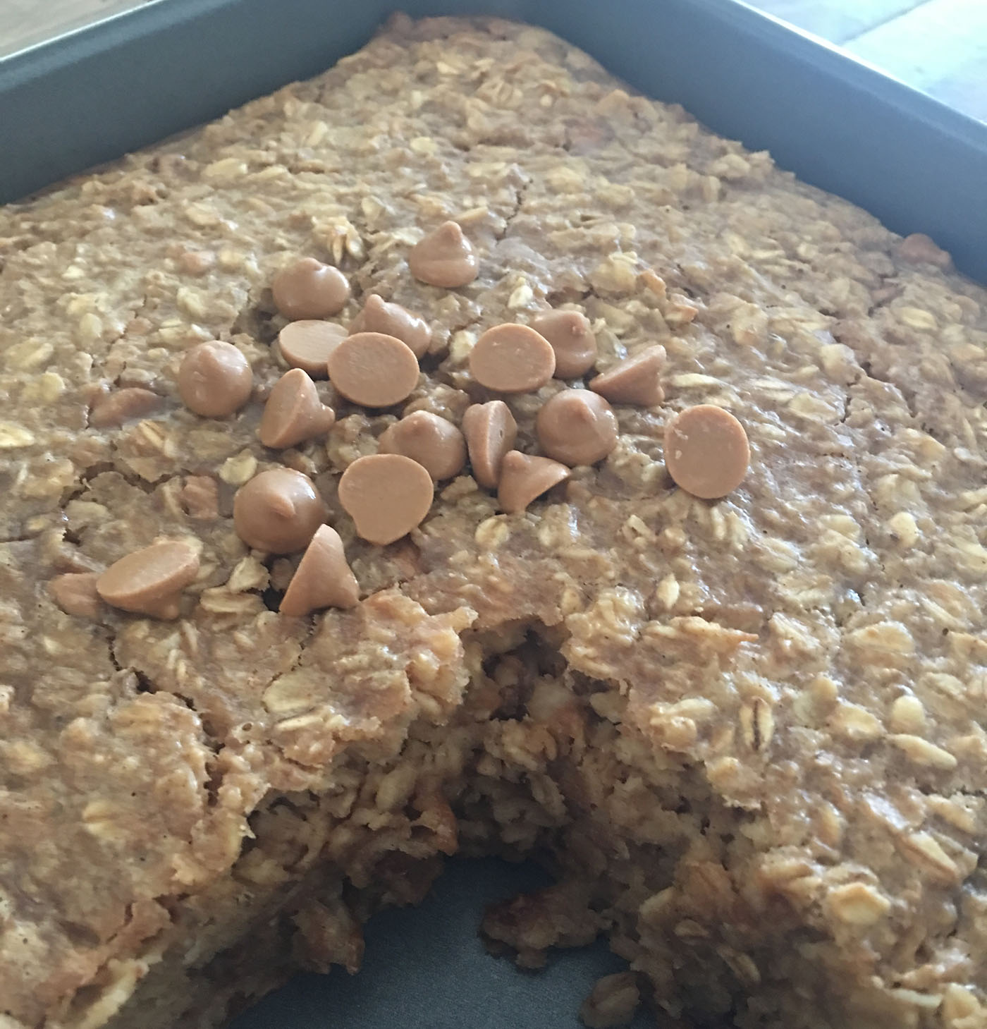 Peanut Butter and Oatmeal Breakfast Bars