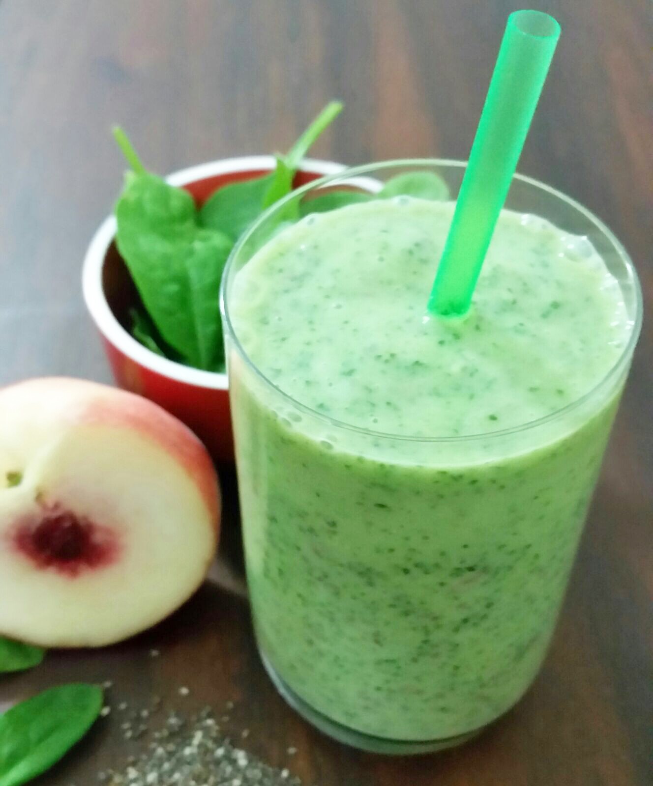 Chia, White Peach and Spinach Smoothie